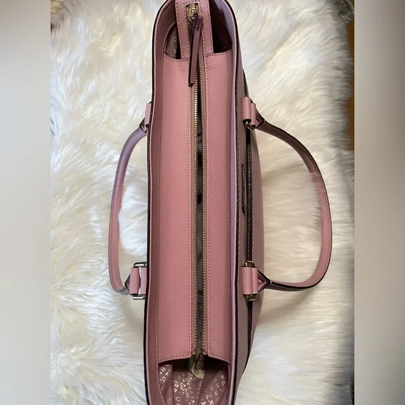 Kate Spade Tote - Picture 3 of 7